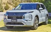 Mitsubishi Outlander 2026: Llega versión solo gasolina con precios desde 609 mil pesos