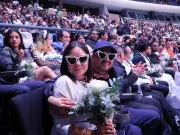 Más de 2,300 parejas se unen en matrimonio colectivo en el Auditorio Nacional