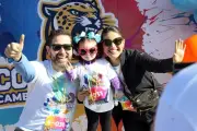 Más de 600 personas participan en la Color Run Cambridge Family 2026 en Campus Norte