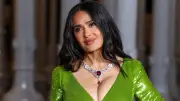Salma Hayek regresa a Veracruz y es captada en el icónico Gran Café de La Parroquia