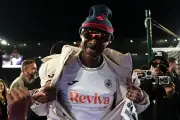 Snoop Dogg desata la locura en el Swansea City tras adquirir participación en el club