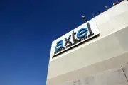 S&P Mejora Calificación de Axtel a Positiva Tras Resultados Sólidos