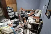 Techo se desploma sobre mujer mientras dormía en su hogar en Monterrey