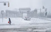 Tormenta Histórica Paraliza el Noreste de EU: Nueva York Bajo Récord de Nieve