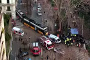 Tranvía se descarrila en Milán dejando heridos y caos en el transporte