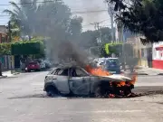 Violencia se extiende de Jalisco a Zacatecas con bloqueos y ataques a bancos