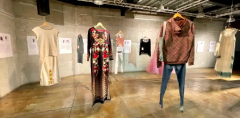 8M: Mujeres Visten de Negro en Protesta por Feminicidios en México