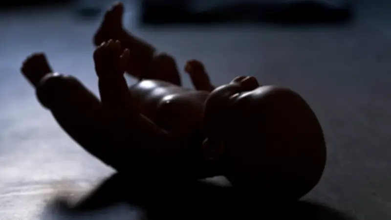 Activista busca identificar a 11 bebés hallados sin vida en 7 municipios del Edomex