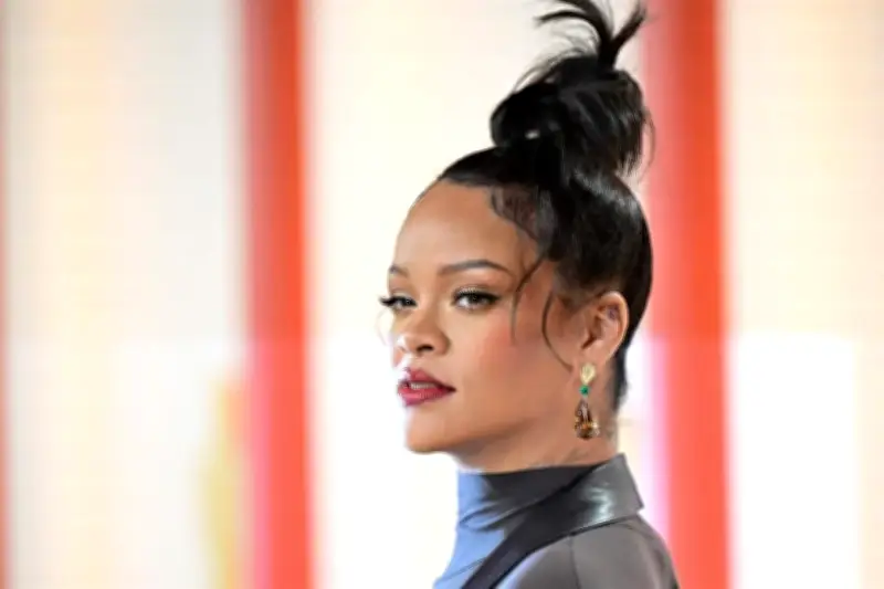 Acusada niega cargos por ataque armado a residencia de Rihanna en Los Ángeles