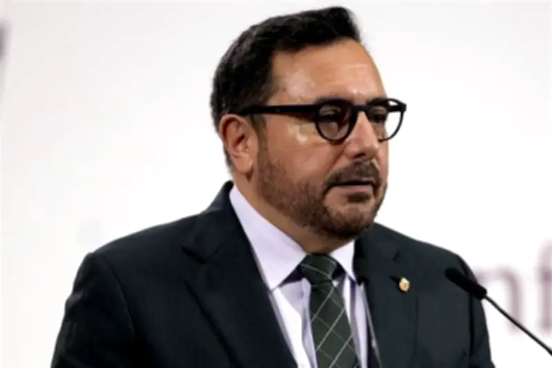 Acusan formalmente al director del IPN por presunto desvío de recursos millonarios