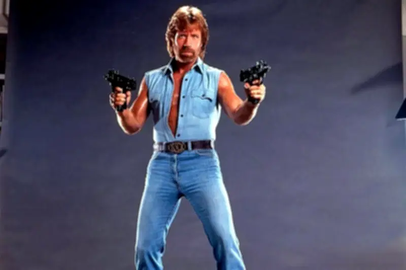 Adiós a Chuck Norris: El Lobo Solitario de la Televisión Mexicana