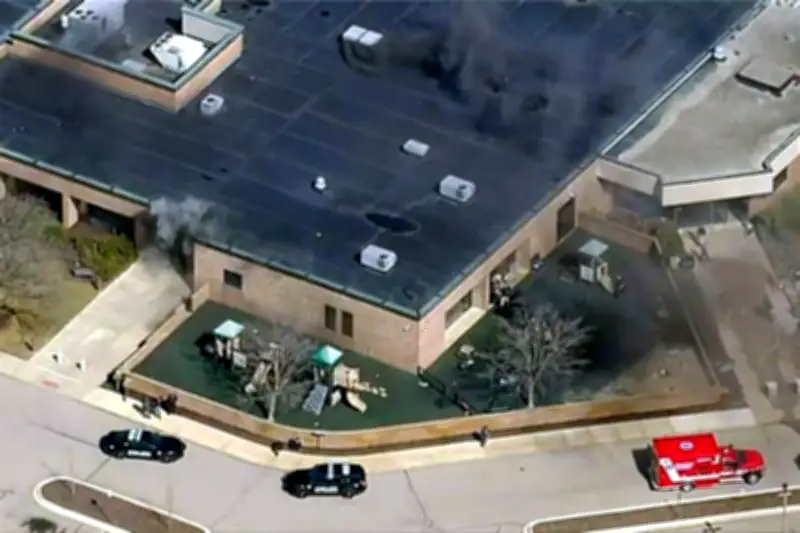 Agentes abaten a tirador en sinagoga de Michigan tras amenaza de bomba