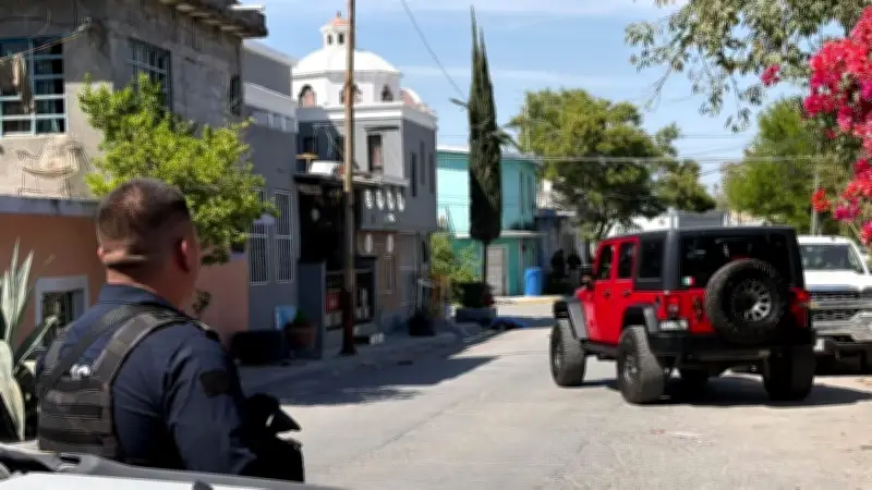 Agresor intenta atacar a policía y es abatido en defensa propia