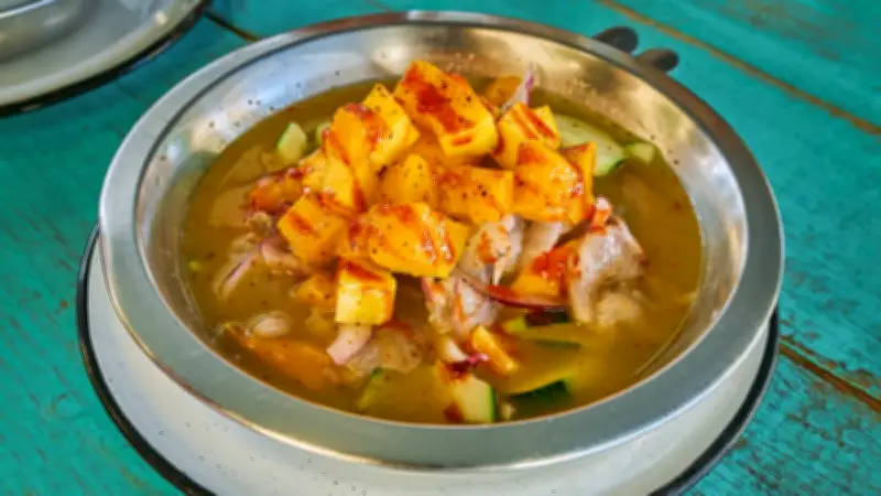 Aguachile de Camarón con Mango Sinaloense: Receta Fresca para la Cuaresma 2026