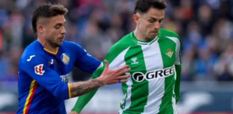 Aguirre observa caída de Fidalgo y Betis ante Getafe en España