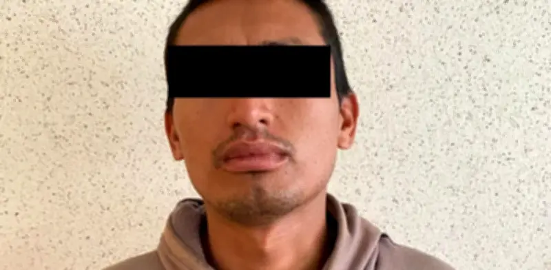 Albañiles detienen a acosador de adolescente en Oaxaca tras intervención heroica