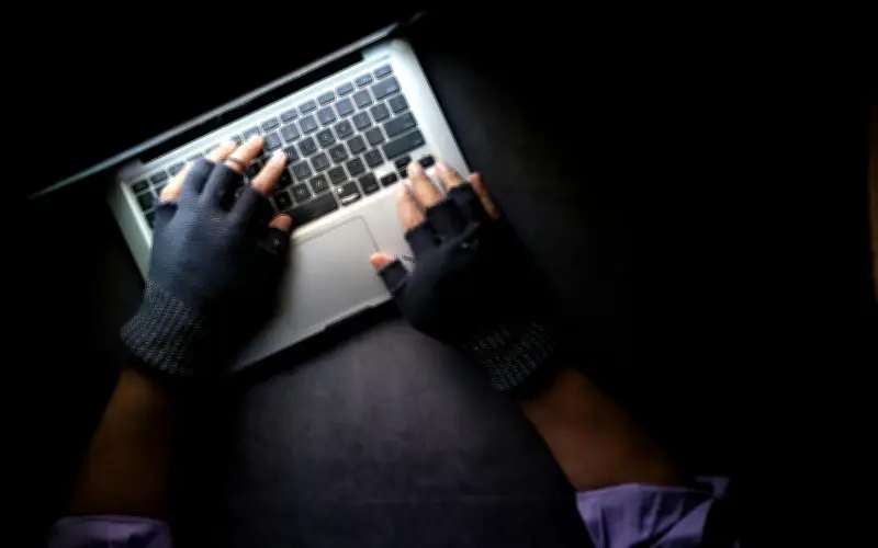 Albania denuncia ciberataque iraní contra correos del Parlamento