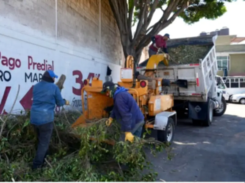 Alcalde de Tlalnepantla dialoga con vecinos de La Sideral y La Cantera en recorrido de proximidad