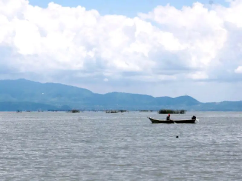 Alcaldes de la Ribera de Chapala Rechazan Acueducto por Riesgo al Lago