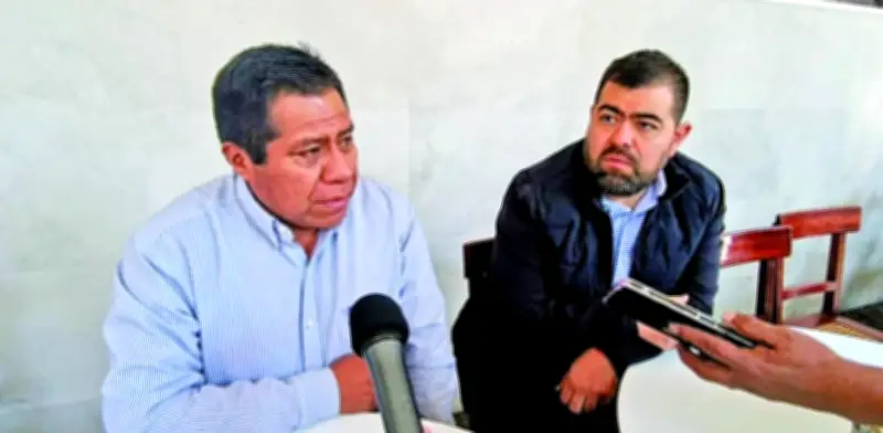 Alcaldes de Veracruz se suman a Morena por falta de apoyo en obras; PAN descarta alianza con PRI en NL