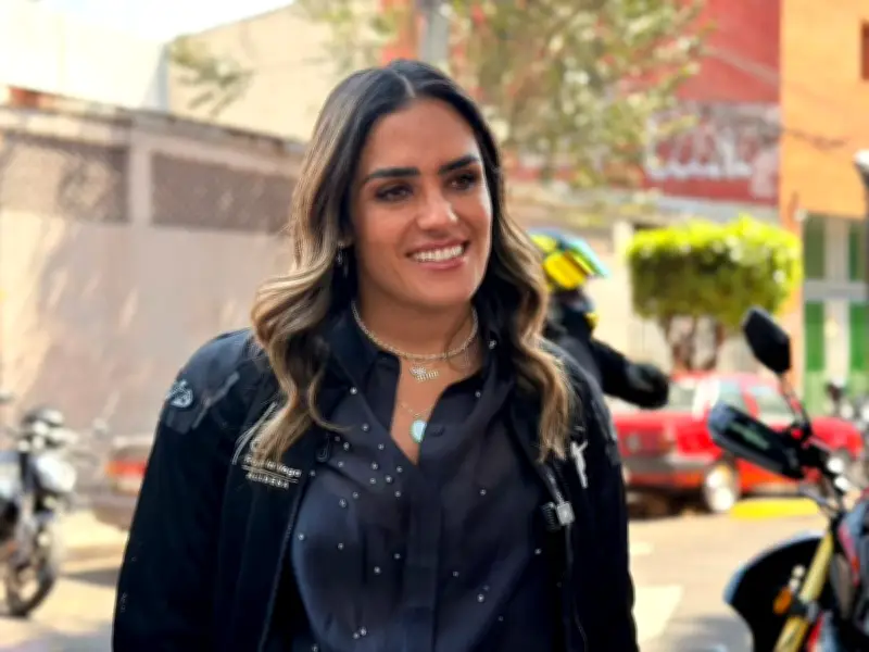 Alcaldesa de Cuauhtémoc critica politización de derrumbe y defiende actuación legal