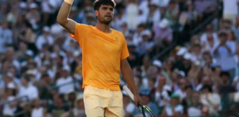 Alcaraz mantiene invicto su récord contra tenistas más jóvenes en Miami