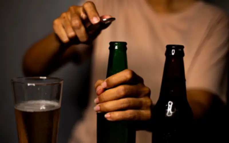 Alerta de Salud: Medicamentos que no debes mezclar con alcohol y sus riesgos