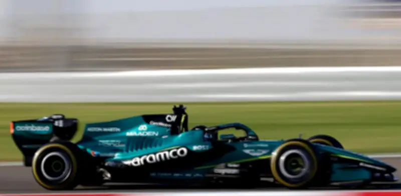 Alerta en Aston Martin: Stroll compara vibraciones de su auto con una silla eléctrica