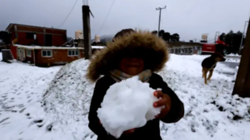 Alerta por nieve y aguanieve en montañas de México: frente frío 42 provoca descenso térmico extremo