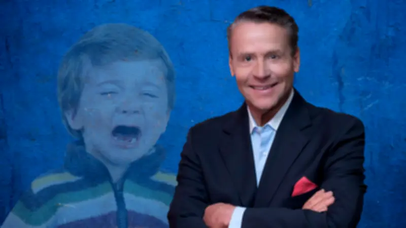 Alfredo Adame niega a un supuesto hijo en supermercado; video se viraliza