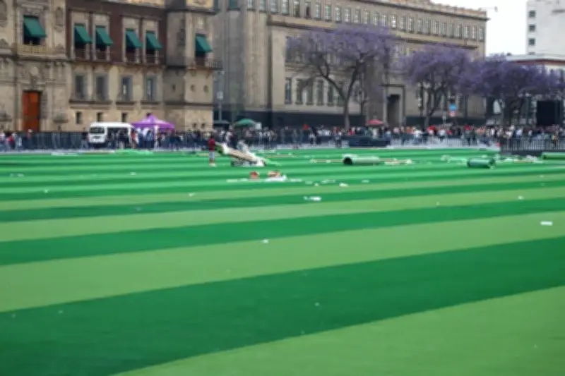 Alistan 'Cascarita' en el Zócalo: Un Evento Masivo de Fútbol en la CDMX