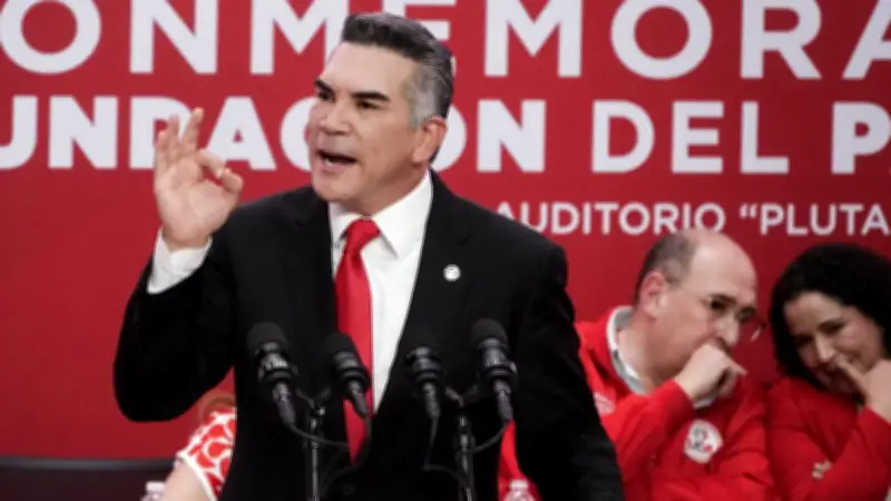 Alito celebra 97 años del PRI con llamado a alianza con PAN y MC para 2027