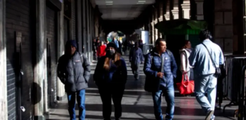 Amaneceres Gélidos Persistirán en CDMX: Alertas Naranja y Amarilla Activas