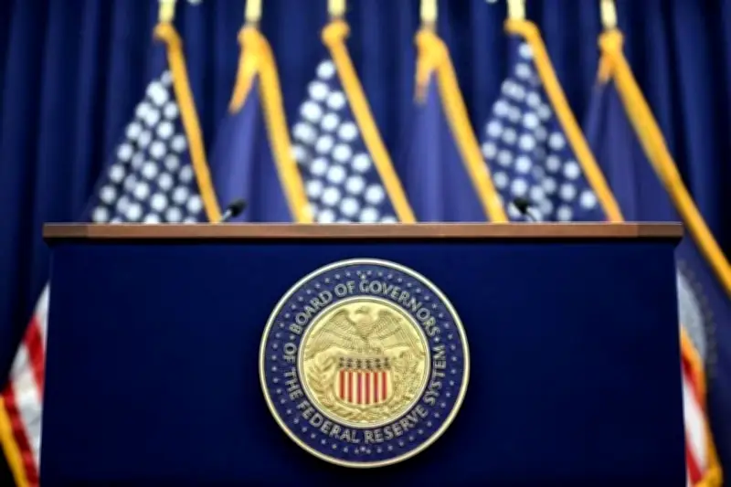 Analistas Prevén que Shock Petrolero Retrase Recortes de Tasas en EU