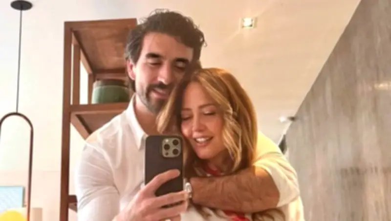 Andrea Legarreta proclama su amor por Luis Carlos Origel con románticas imágenes en redes sociales