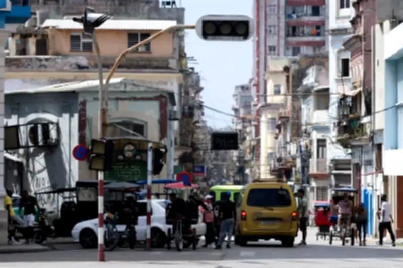 Apagón Masivo Afecta a la Mayoría de Cuba, Causando Caos y Preocupación