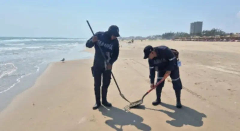 Aparecen restos de hidrocarburos en Playa Miramar, Tamaulipas; Marina realiza limpieza