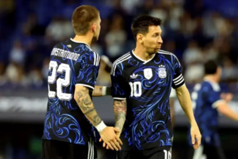 Argentina vence a Mauritania en amistoso sin brillar en el campo