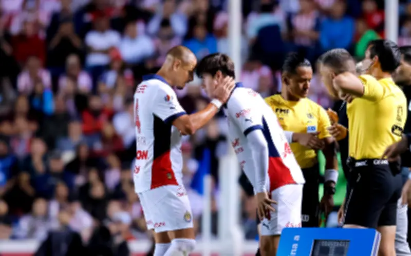 Armando 'Hormiga' González Iguala Récord de 'Chicharito' en Chivas con 21 Goles