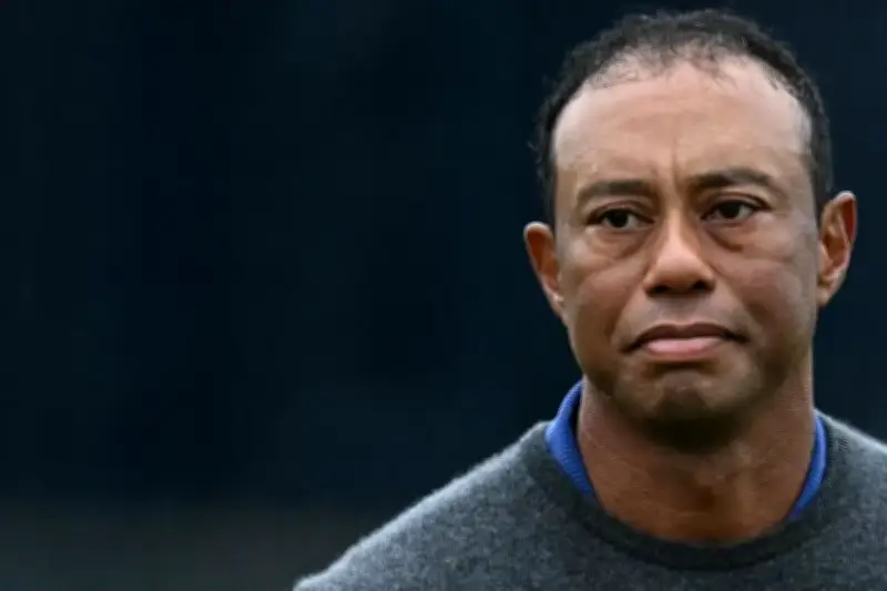 Arrestan a Tiger Woods por conducir bajo la influencia de sustancias en Florida