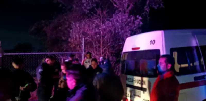 Asaltantes secuestran combi y pasajeros en Tlaxcala; huyen ante llegada policial