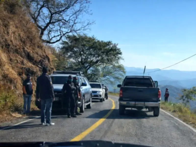 Asesinan a secretaria de Salud de Atlixtac, Guerrero, en ataque armado en carretera