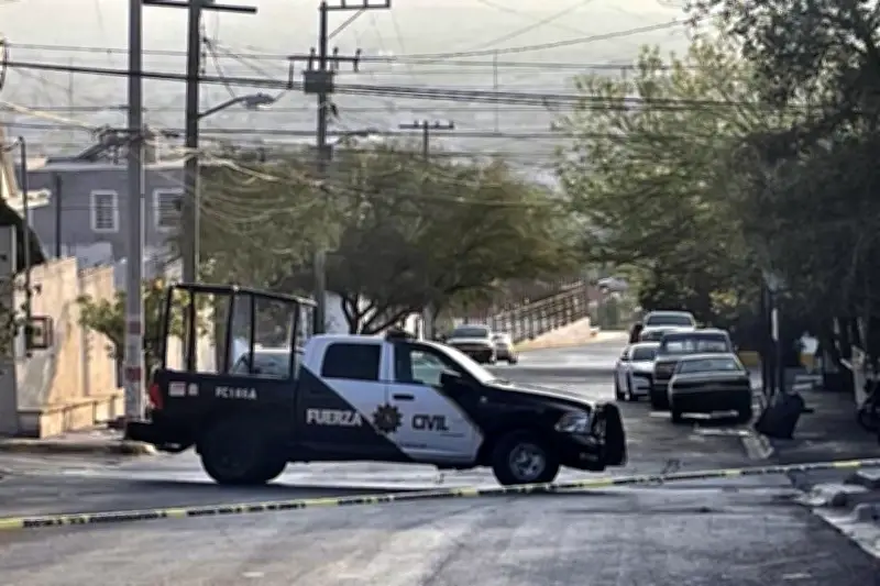Atacan a hombre a balazos en incidente violento que conmociona a la comunidad