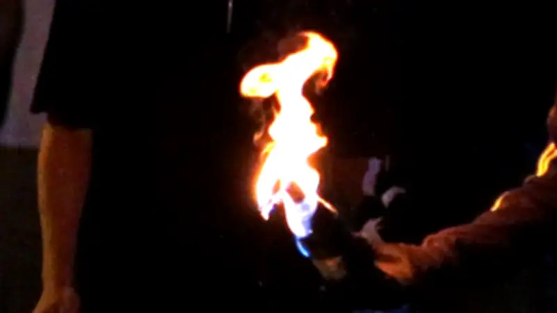 Atacan con bomba molotov vehículo de representante de Morena en Coahuila; denuncian intimidación