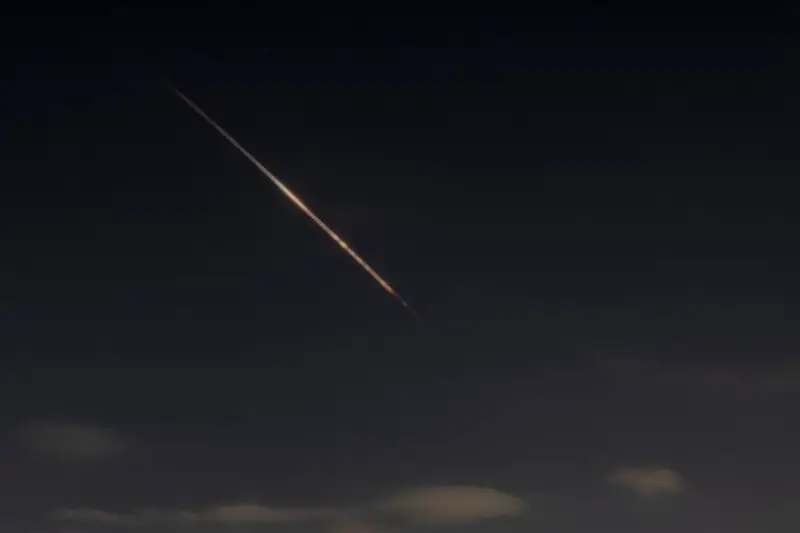 Ataque con Drones desde Irán Activa Sirenas de Alerta en Tel Aviv, Israel