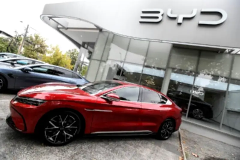 Automotrices Chinas Lideran la Carrera por el Coche Eléctrico en México