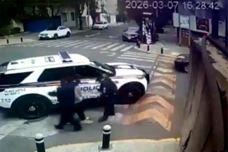 Automovilistas Atacados con Rocas en el Circuito Interior de la Ciudad de México