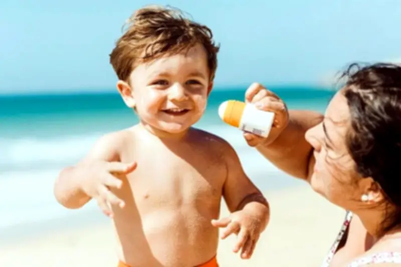 Autoridades sanitarias llaman a reforzar medidas preventivas para vacaciones saludables