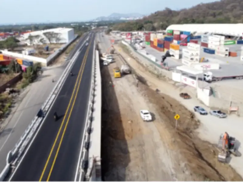 Avanzan obras de modernización en autopista Armería-Manzanillo para fortalecer conectividad