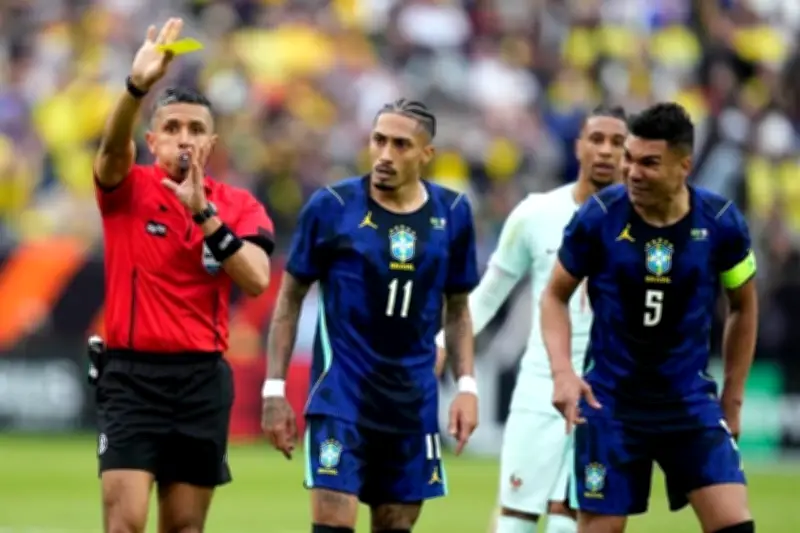 Barcelona Sufre Baja Clave: Raphinha Fuera por Cinco Semanas por Lesión